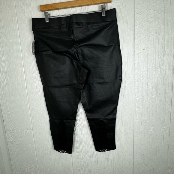 Torrid Crop Platinum Legging Coated Ponte Macrame Back Black Faux Leather 1X 14 - Picture 7 of 10